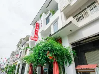Swan Motel Hotels near Tuan Chau Island