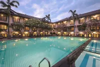 Loman Park Hotel Yogyakarta - Romantic