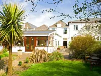 The Prince of Wales Hotel Berkeley, A38 M5 Hotels in Berkeley
