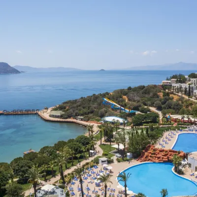 Yasmin Bodrum Resort Hotels near Gümüşlük Limanı Plajı