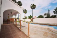 Zenia Hostel - Beach