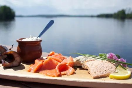 Tiraholms Hotell Отели в г. Ljungby N