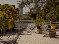 Casa Nuevo Leon โรงแรมใกล้ลา คอนเดซา
