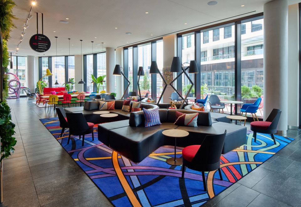 2. 시티즌M 보스턴..