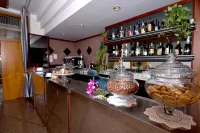 Hotel River Palace - بار