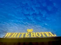 White Hotel - Park Yeri