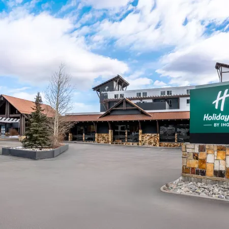 WHITE PEAK HOTEL by IHG