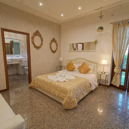 Vitti's Home Verona