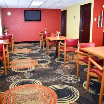 Regency Inn & Suites Faribault