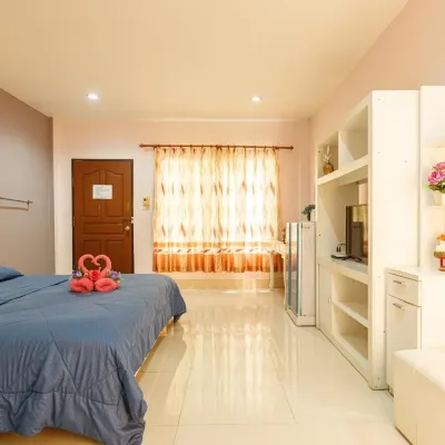 Pennaung Resort Hotels near Wat Porn Chai Thammakhun