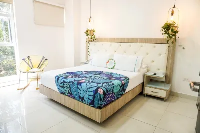 Hotel Bolivariana Plaza Medellin Отели в г. 