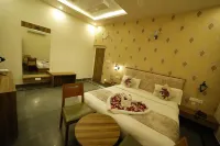 The Kumbha Mahal Resort - Airport Shuttle