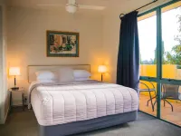 Tuscany Gardens Motor Lodge - Balkoner