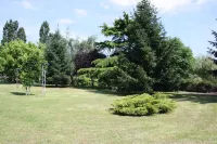 Hôtel Bomotel - Parkplatz