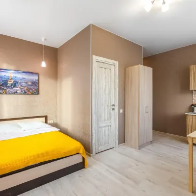 Forrest Vodny โรงแรมใกล้สถานีพลาเนอร์นายา