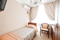 Chajkovskij Na Ulitse Mira Hotel