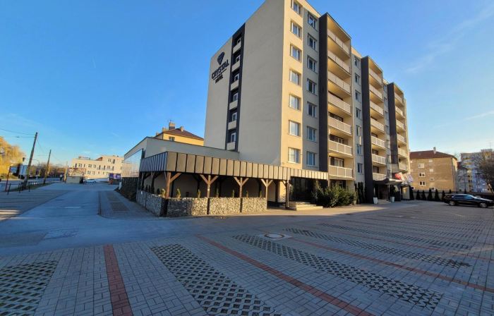 Hotel Crystal