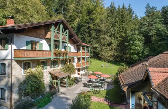 哈莫施米德納圖裡酒店