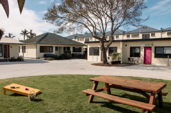 Beachcomber Holiday Units