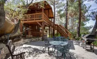 Whispering Pines Lodge Hotels in Kernville