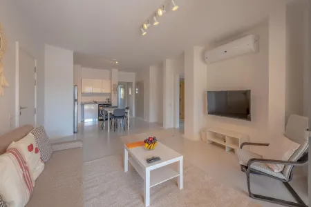 Vesta - Superior Apt - 3Br - Swan Lake Отели рядом с достопримечательностью «Coraya Divers El Gouna»