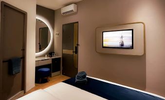 QUBE HOTEL by 98hospitality