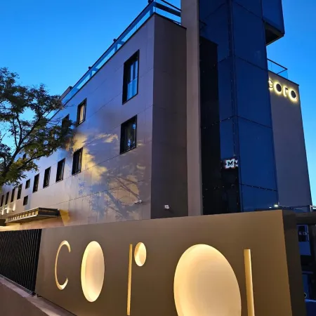Cora Hotel