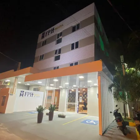Farol Plaza Hotel Отели в г. Аракажу