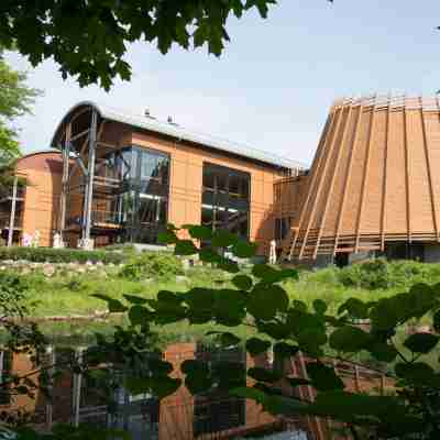 Hôtel-Musée Premières Nations Hotel Exterior