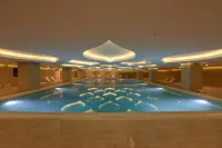 Tryp by Wyndham Izmit - Beach