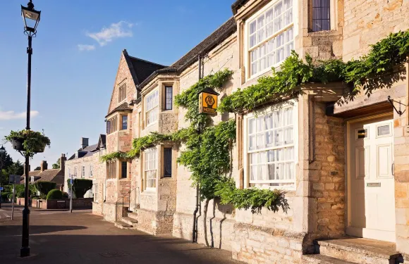 鐘樓酒店，斯蒂爾頓，劍橋郡