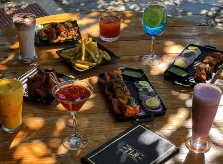 Samskara & Samsara Отели рядом с достопримечательностью «Green Field»