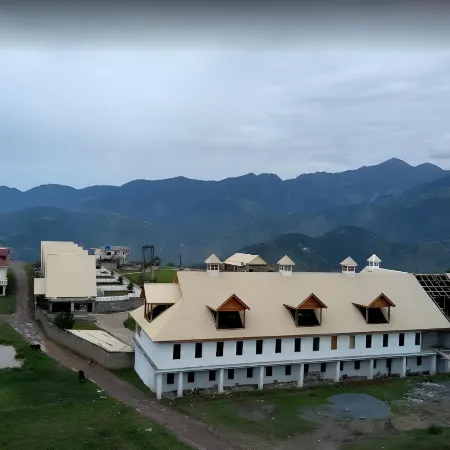 Lalazar Family Resort