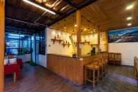 Hotel Harmony Bistro - bar