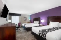 La Quinta Inn & Suites by Wyndham Huntsville Airport Madison Hotels in Madison