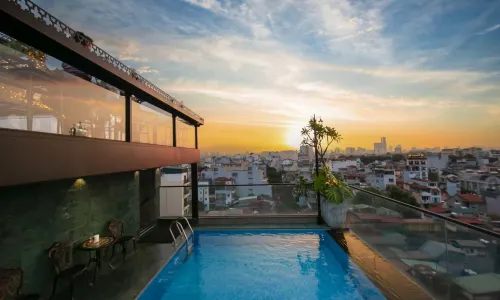 GM Premium Hotel