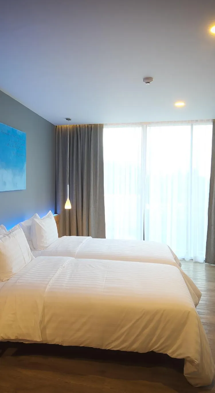 ห้องพักพร้อมวิวมหาสมุทรบางส่วน