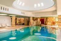 Coral Beach Hotel & Resort Cyprus - 5-Star