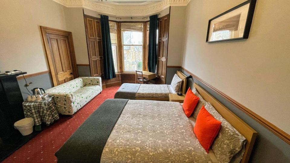 Airdenair Guest House