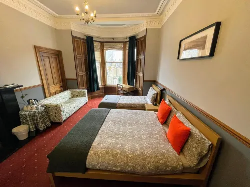 Airdenair Guest House - Mountain view