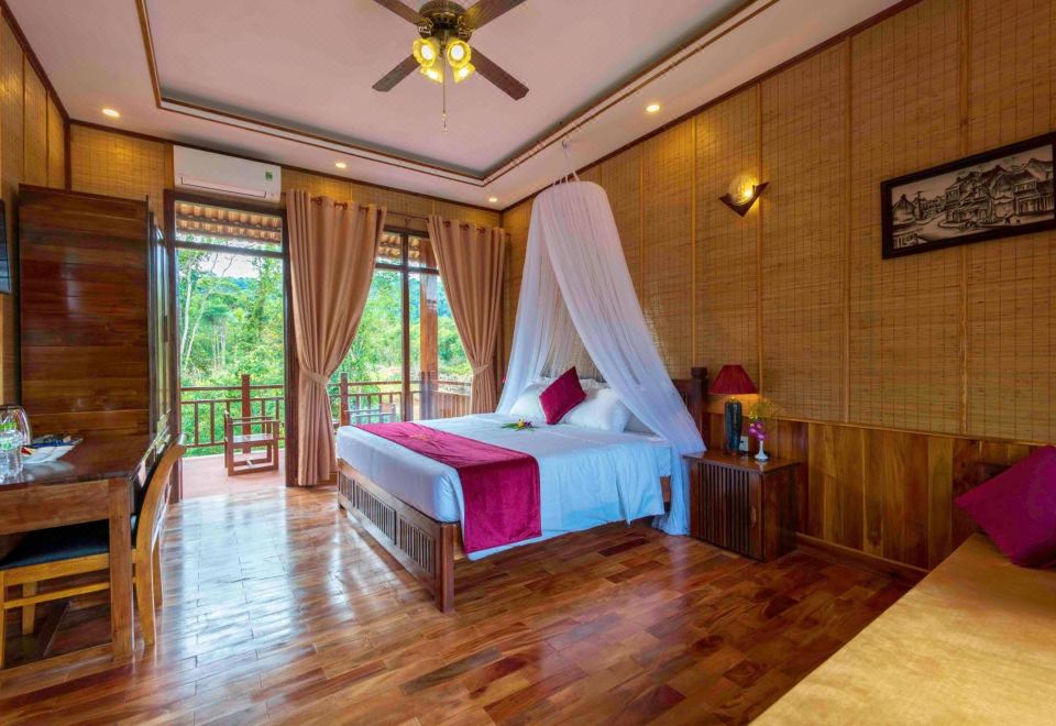 푸꾸옥 밤부사 리조트의 시원한 야외 수영장