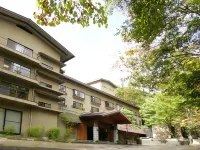Shirafune Grand Hotel Hotels near Kappa Bridge