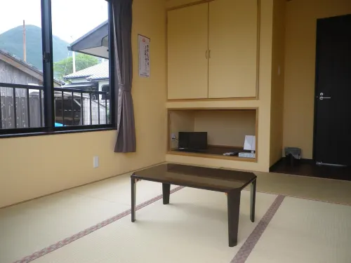 Minshuku Iwakawa - parkir