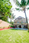 สิธากิ ริเวอร์ ฟรอนต์ - สระว่ายน้ำแบบอินฟินิตี้