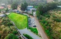 Orchid Hotel Panchgani - Parkplatz