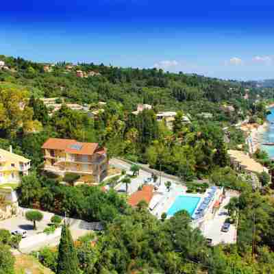 Brentanos Apartments - A - View of Paradise Hotel Exterior