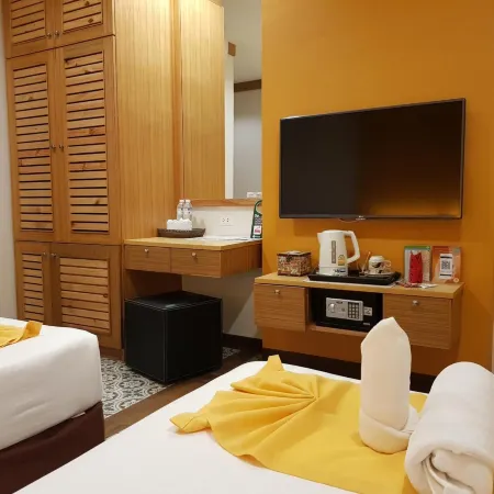 Tee Pak Dee Resident Phuket Отели рядом с достопримечательностью «Автобусный вокзал Пхукета»