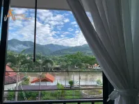 薩蘭亞河旅館 - 山景