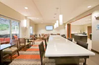 Holiday Inn Express & Suites HOT SPRINGS by IHG - 3-Star