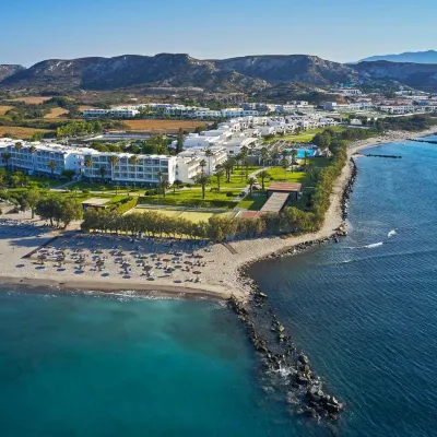Atlantica Beach Resort Kos Отели рядом с достопримечательностью «Пляж Кардамена»